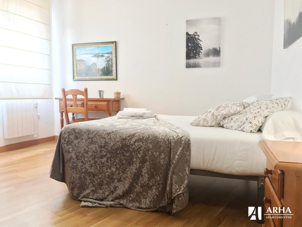 Apartamentos Arha Потес Экстерьер фото