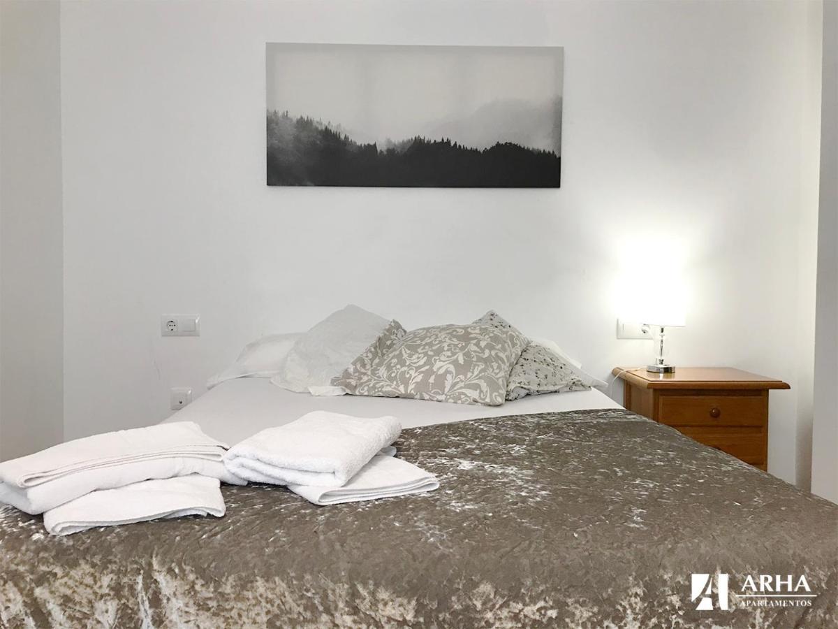 Apartamentos Arha Потес Экстерьер фото
