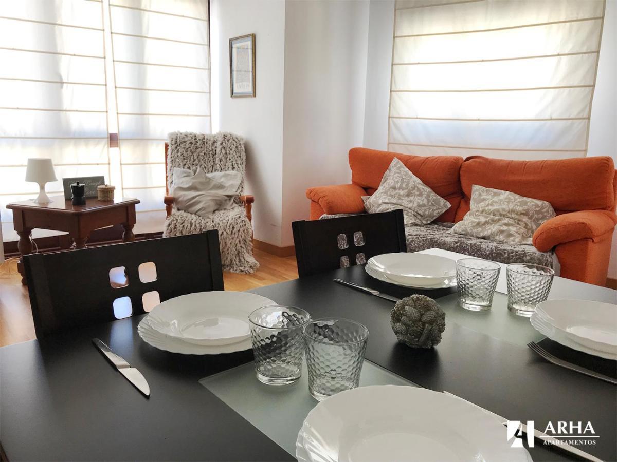 Apartamentos Arha Потес Экстерьер фото