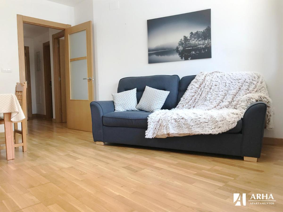 Apartamentos Arha Потес Экстерьер фото