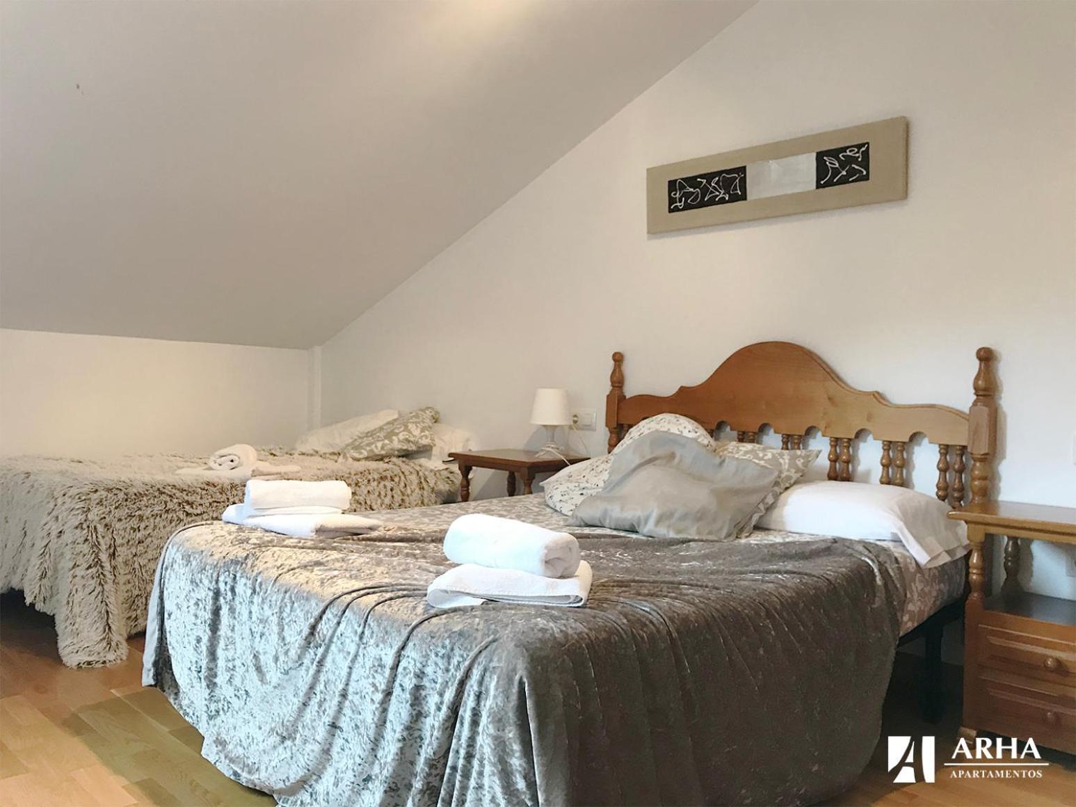 Apartamentos Arha Потес Экстерьер фото